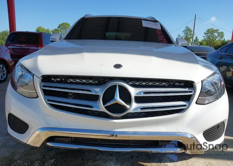 2019 Mercedes-Benz Glc 300 z USA, uszkodzony, nr VIN WDC0G4JB7KV165725